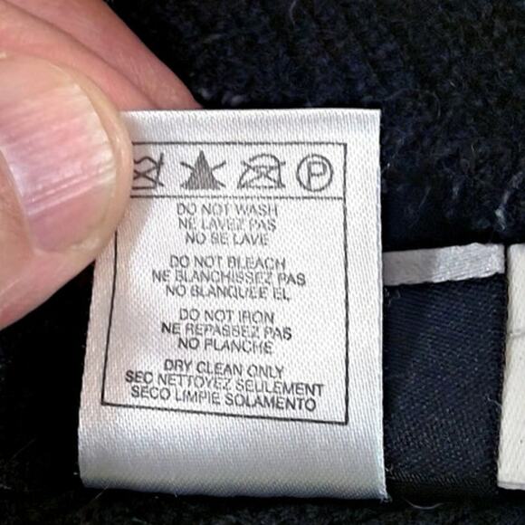 Philadelphia Flyers CCM Hockey Winter Striped Hat/Cap/Beanie NHL - Picture 7 of 7